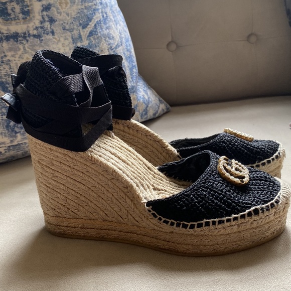 GUCCI Crochet Espadrilles - Picture 4 of 12